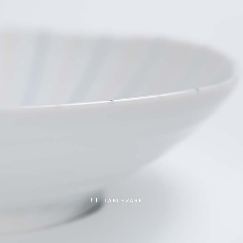 盤 ☆ 陶瓷 ｜菊形｜17 × H 4.5 cm｜單組
