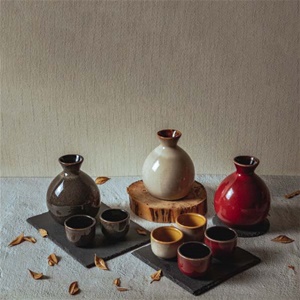 窯變 釉色陶瓷  清酒壺杯組｜棕色、杏色、紅色｜單組 - 清酒壺 + 清酒杯2入