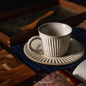 杯 盤☆豎紋咖啡杯盤組｜白｜8 x H 6.5 cm｜單組 一杯一盤