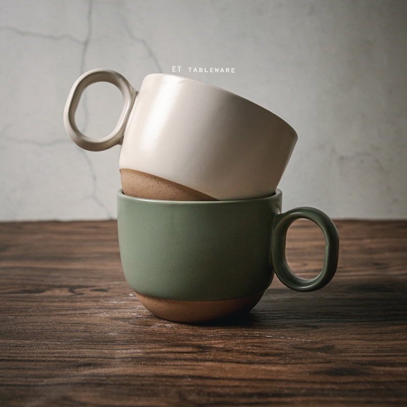 杯 ☆ Stoneware啞光咖啡杯｜米色．綠色｜300 ml｜14 x 10 x 7.6 cm｜單個