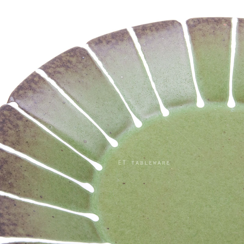 盤 ☆ 灰綠肌里白輪花盤｜20  x 3.5 cm｜單個